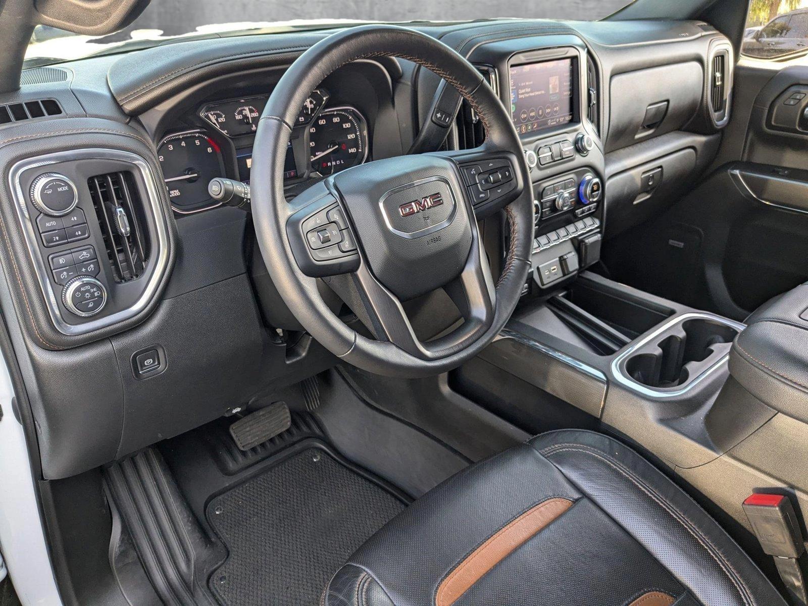 2022 GMC Sierra 1500 Limited Vehicle Photo in VALENCIA, CA 91355-1705