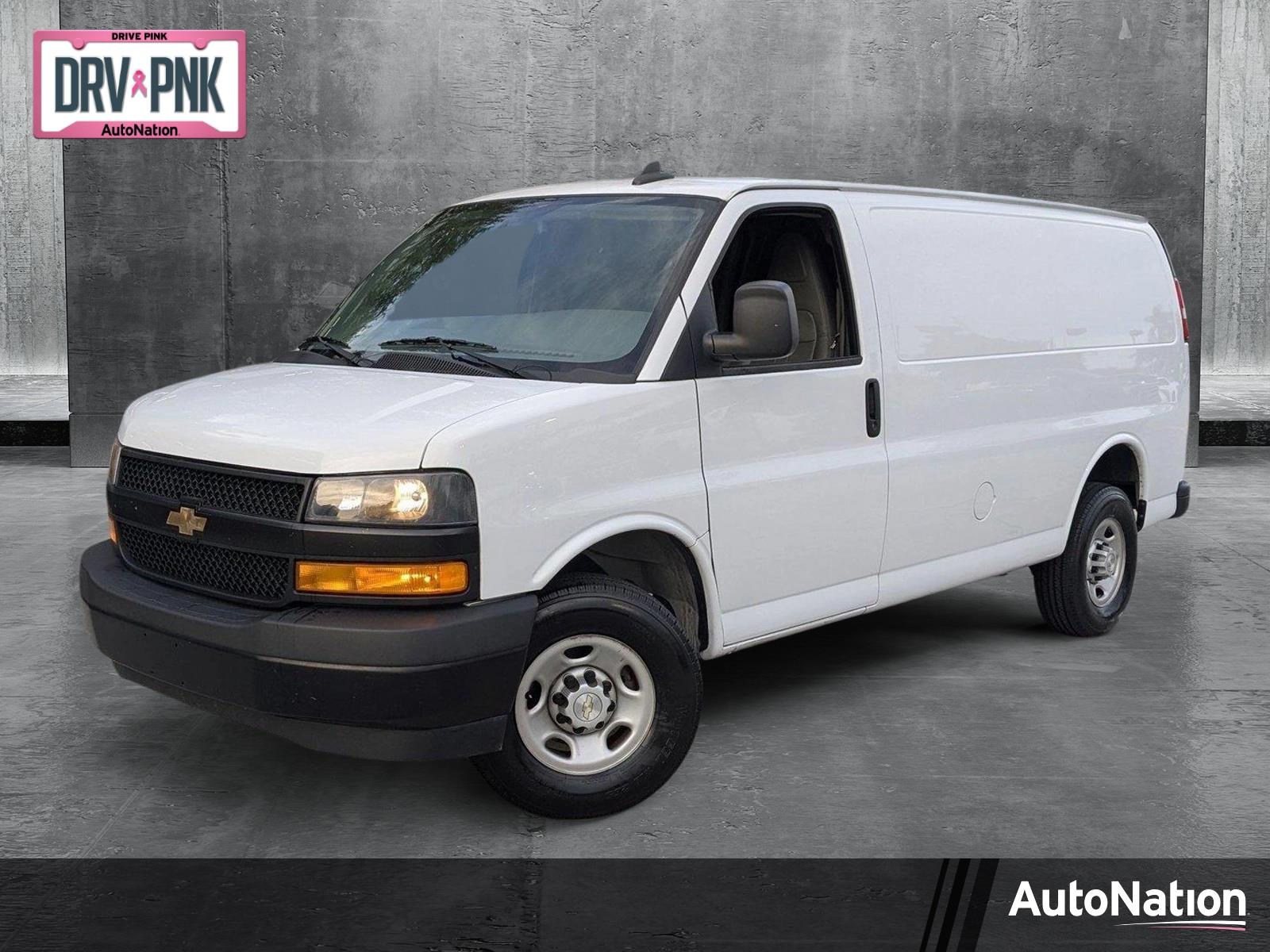 2022 Chevrolet Express Cargo 2500 Vehicle Photo in PEMBROKE PINES, FL 33024-6534