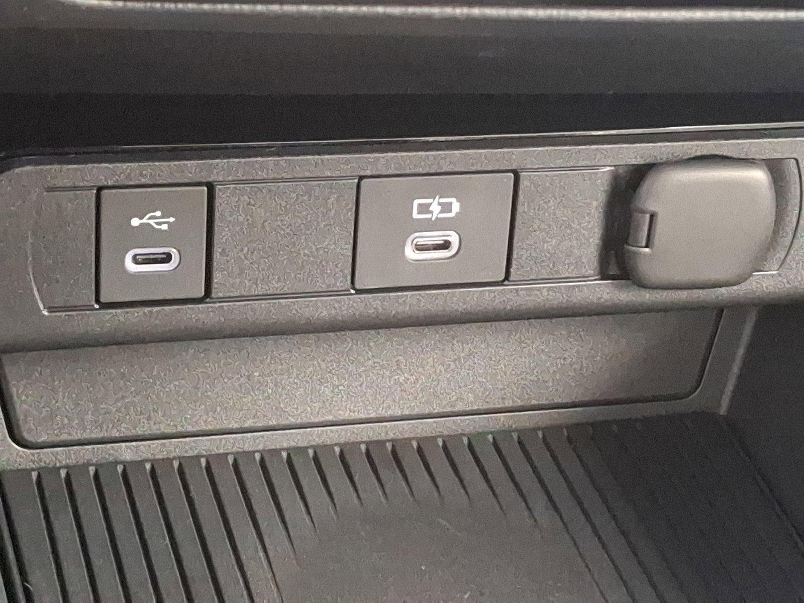2024 Toyota Prius Vehicle Photo in Harrisburg, PA 17111