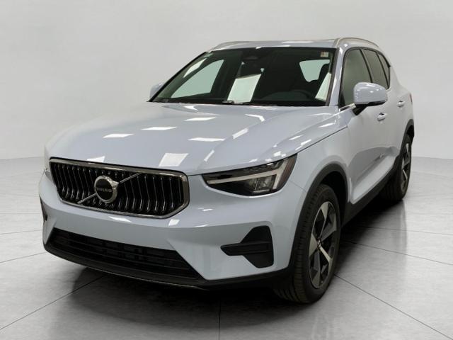 2025 Volvo XC40 Vehicle Photo in Appleton, WI 54913