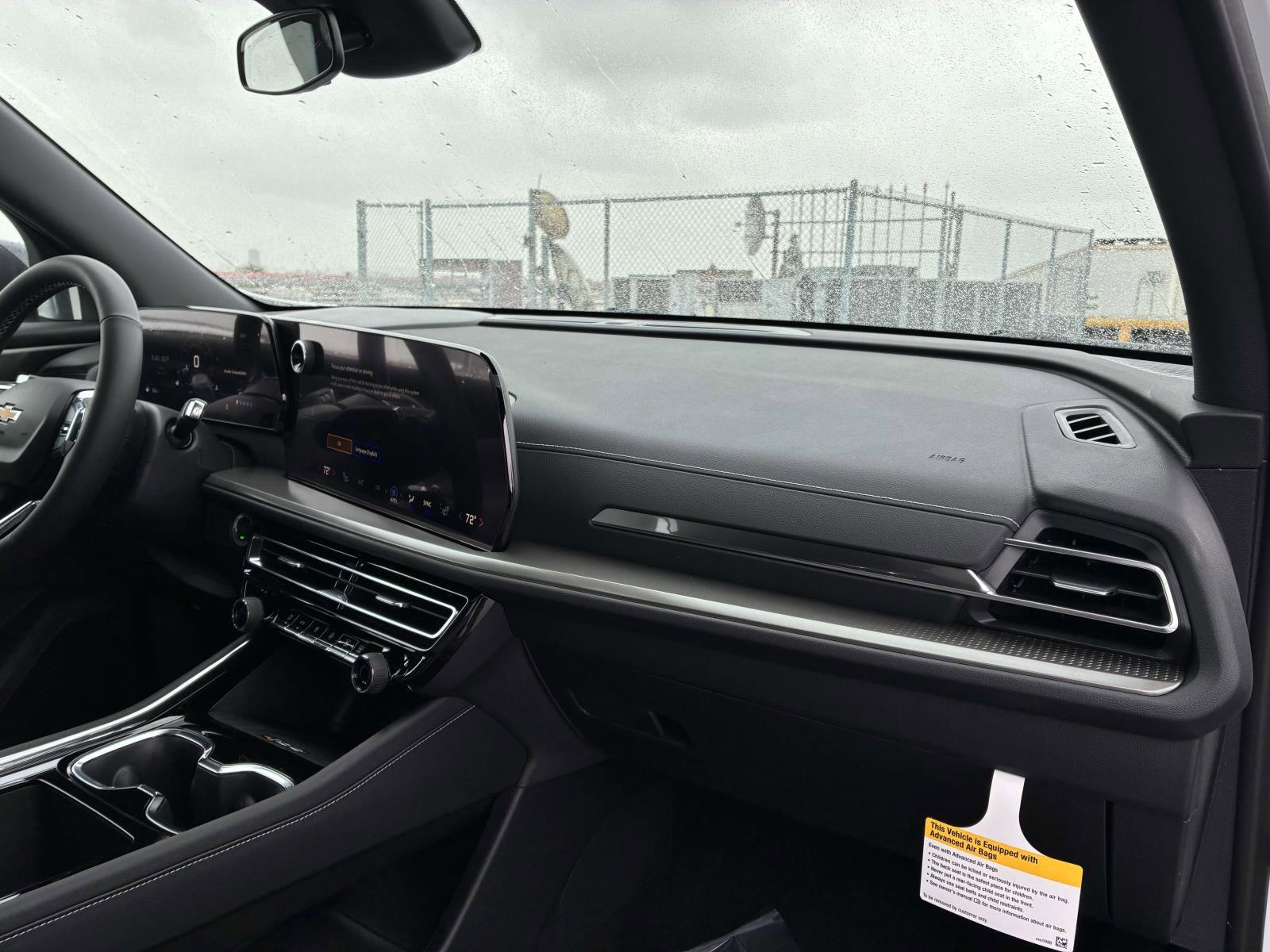 2025 Chevrolet Traverse Vehicle Photo in LOS ANGELES, CA 90007-3794