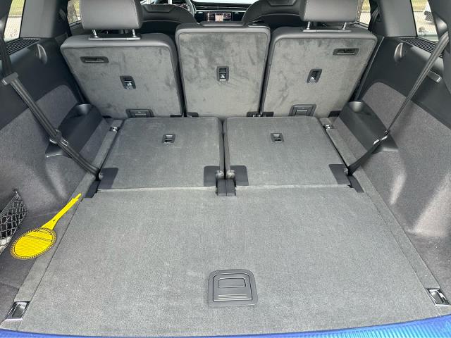 2025 Audi Q7 Vehicle Photo in HOUSTON, TX 77090