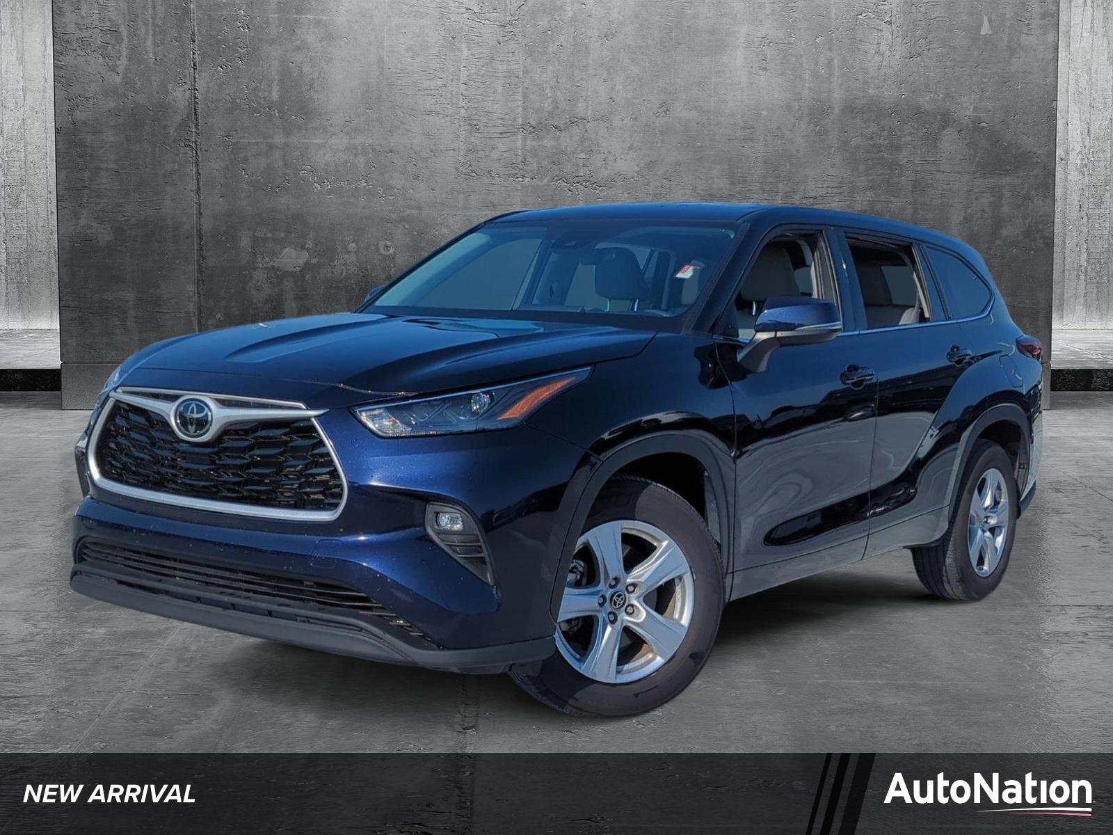 2022 Toyota Highlander Vehicle Photo in Ft. Myers, FL 33907