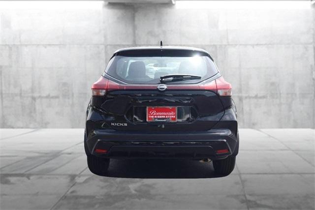 2025 Nissan Kicks Play Vehicle Photo in Hazelwood, MO 63042