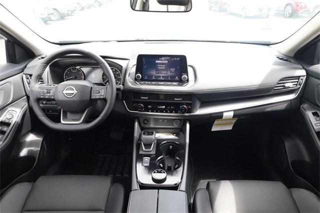 2025 Nissan Rogue Vehicle Photo in Hazelwood, MO 63042