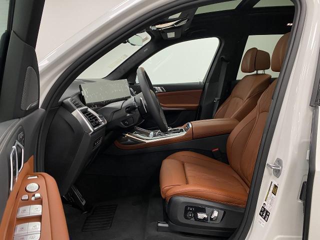 2025 BMW X7 M60i Vehicle Photo in Appleton, WI 54913