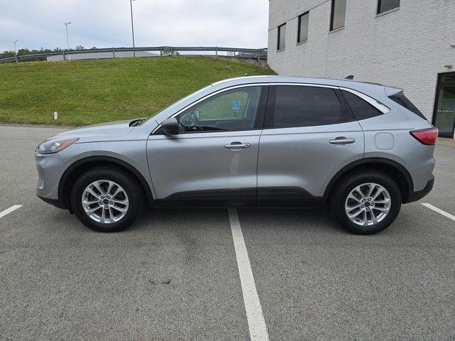 2022 Ford Escape Vehicle Photo in Pleasant Hills, PA 15236