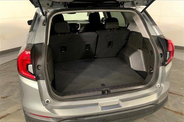 2024 GMC Terrain Vehicle Photo in KANSAS CITY, MO 64114-4545