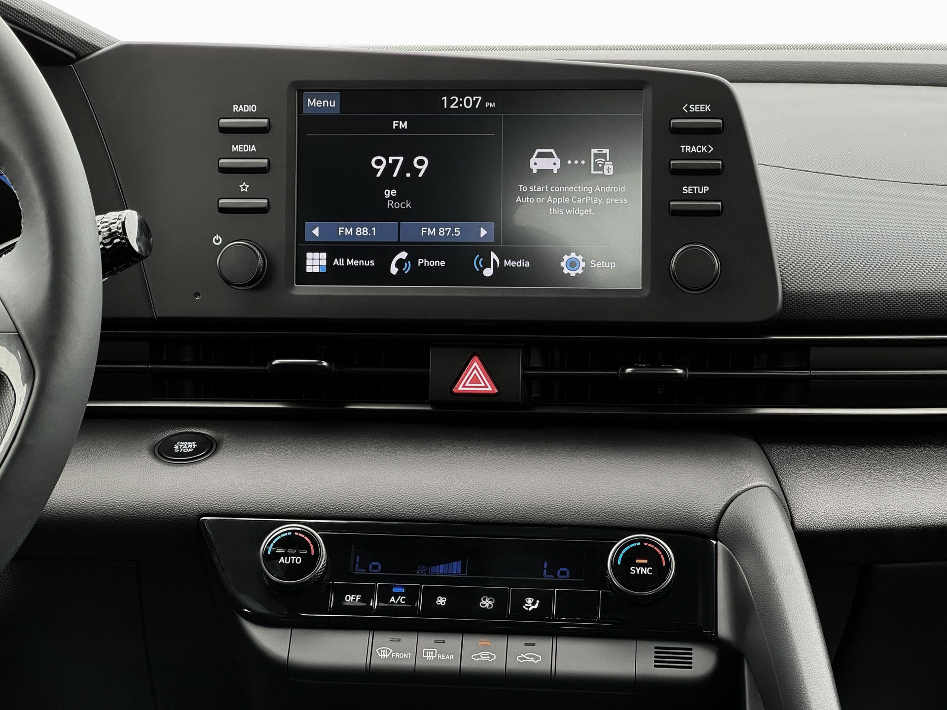 2025 Hyundai ELANTRA Vehicle Photo in Philadelphia, PA 19116