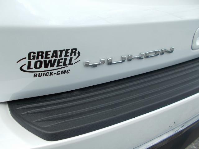 2023 GMC Yukon Vehicle Photo in LOWELL, MA 01852-4336
