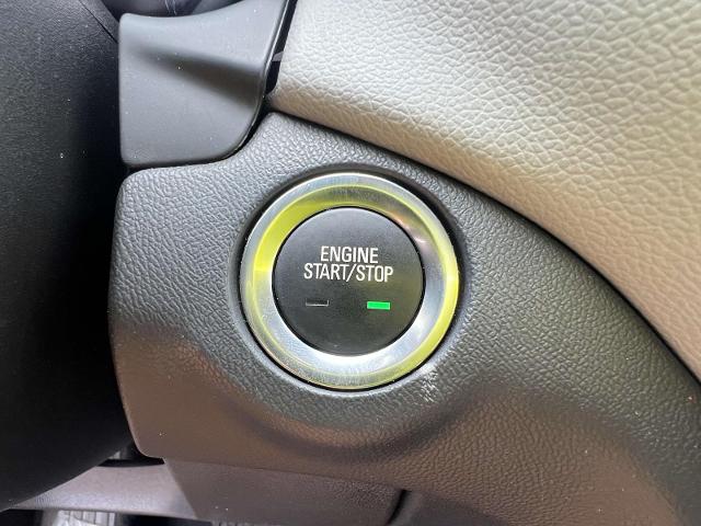 2022 Chevrolet Equinox Vehicle Photo in Roslyn, NY 11576