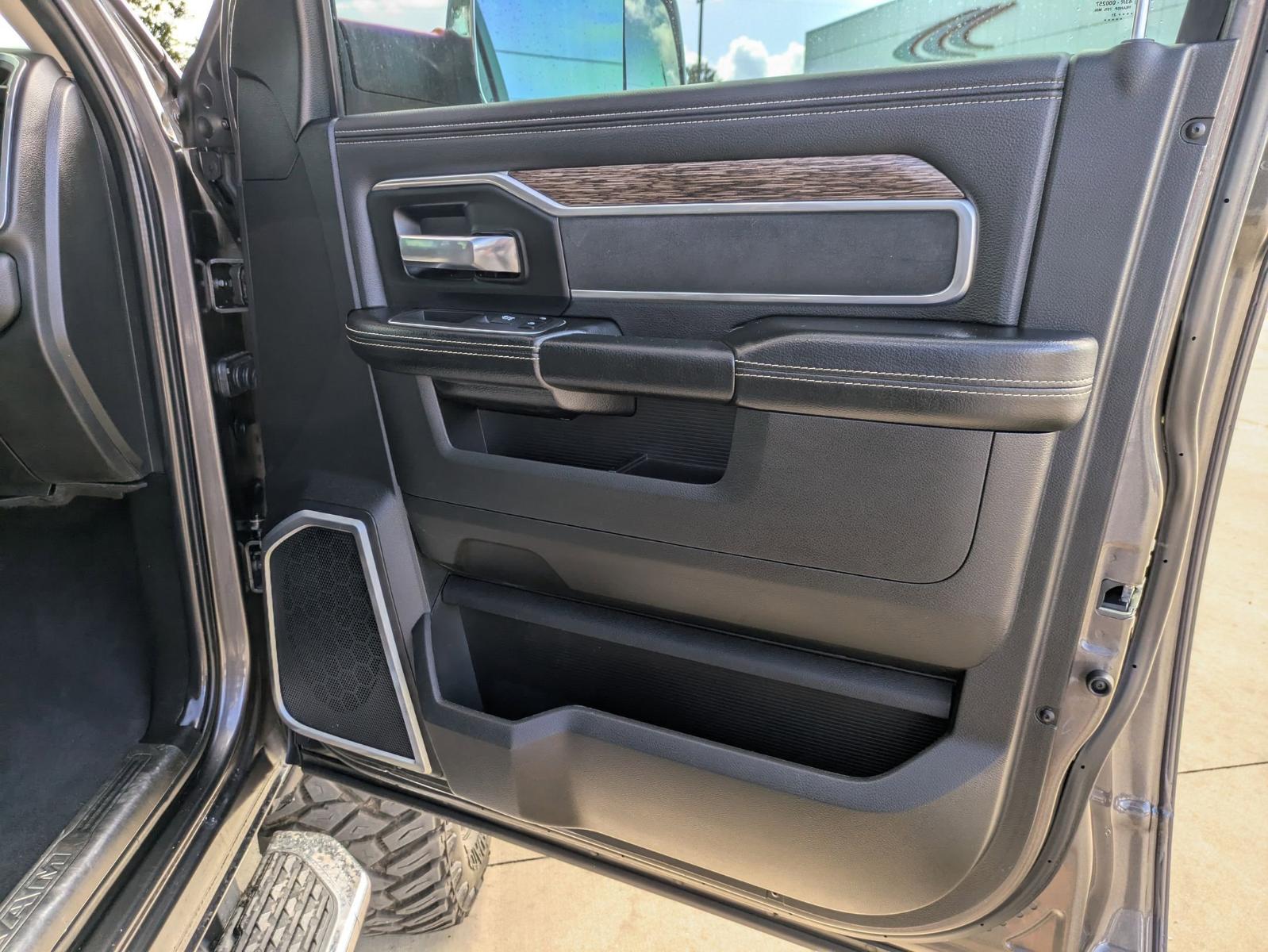 2021 Ram 3500 Vehicle Photo in SELMA, TX 78154-1460