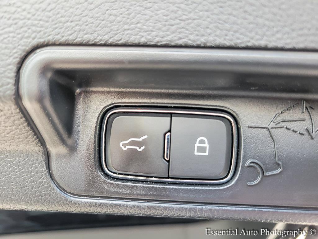 2022 Ford Explorer Vehicle Photo in AURORA, IL 60503-9326