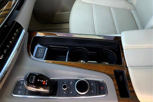 2023 Cadillac Escalade Vehicle Photo in KANSAS CITY, MO 64114-4545