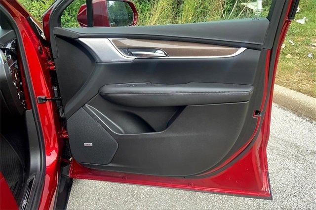 2024 Cadillac XT5 Vehicle Photo in KANSAS CITY, MO 64114-4545