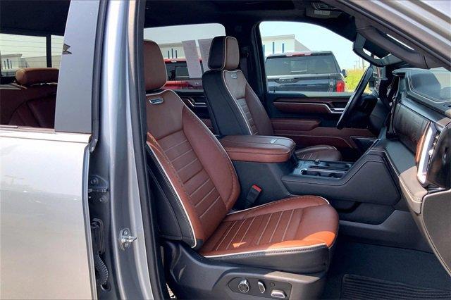 2024 GMC Sierra 3500 HD Vehicle Photo in INDEPENDENCE, MO 64055-1377