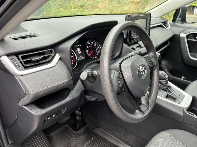 2022 Toyota RAV4 Vehicle Photo in PITTSBURGH, PA 15226-1209