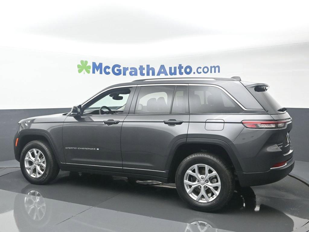 2023 Jeep Grand Cherokee Vehicle Photo in Cedar Rapids, IA 52402