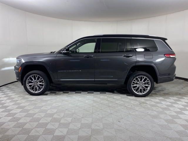 2022 Jeep Grand Cherokee L Vehicle Photo in MEDINA, OH 44256-9001