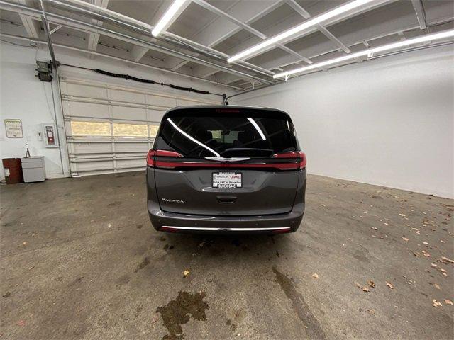 2023 Chrysler Pacifica Vehicle Photo in PORTLAND, OR 97225-3518