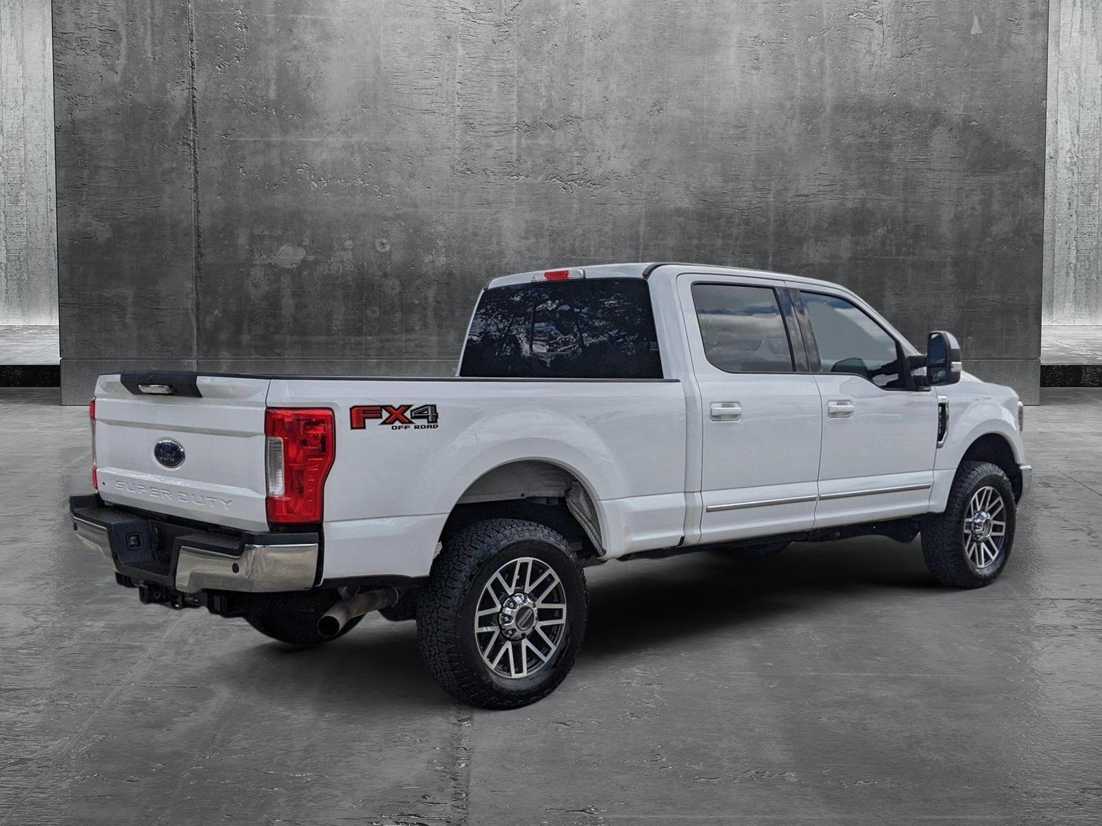 2019 Ford Super Duty F-250 SRW Vehicle Photo in PEMBROKE PINES, FL 33024-6534