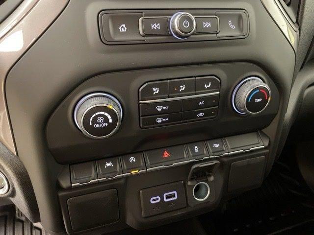2025 Chevrolet Silverado 1500 Vehicle Photo in PHOENIX, AZ 85014-3381