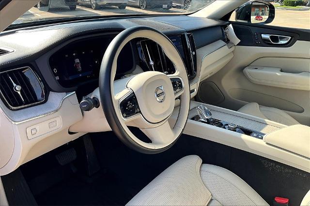 2022 Volvo XC60 Vehicle Photo in Houston, TX 77007