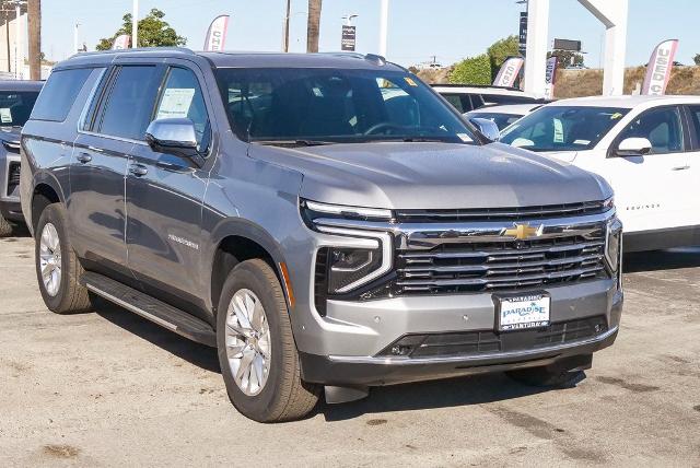 2025 Chevrolet Suburban Vehicle Photo in VENTURA, CA 93003-8585