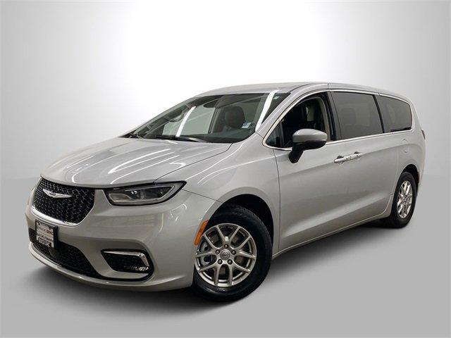 2023 Chrysler Pacifica Vehicle Photo in PORTLAND, OR 97225-3518