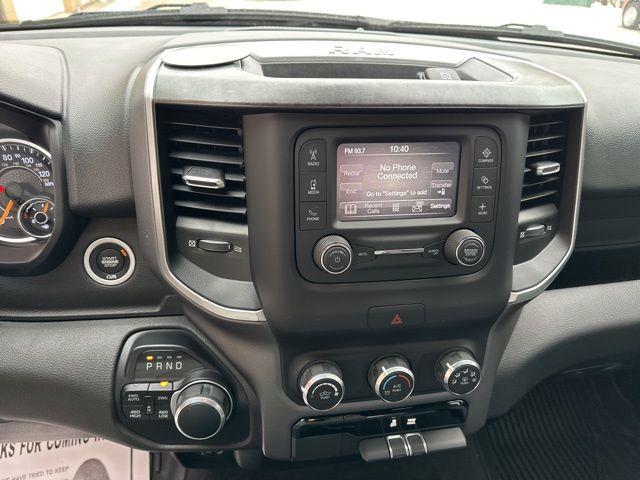 2021 Ram 1500 Vehicle Photo in MEDINA, OH 44256-9631