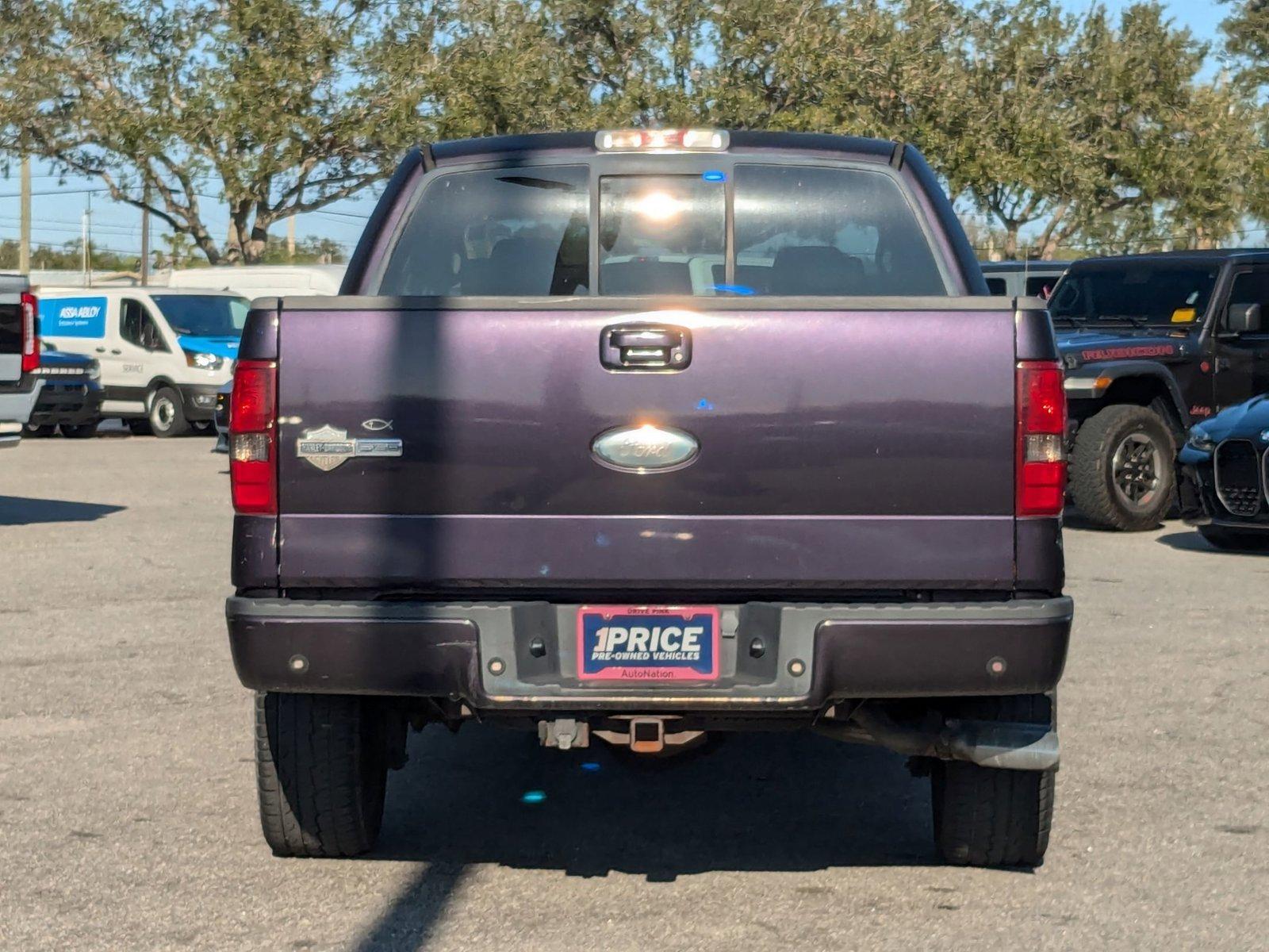 2007 Ford F-150 Vehicle Photo in St. Petersburg, FL 33713