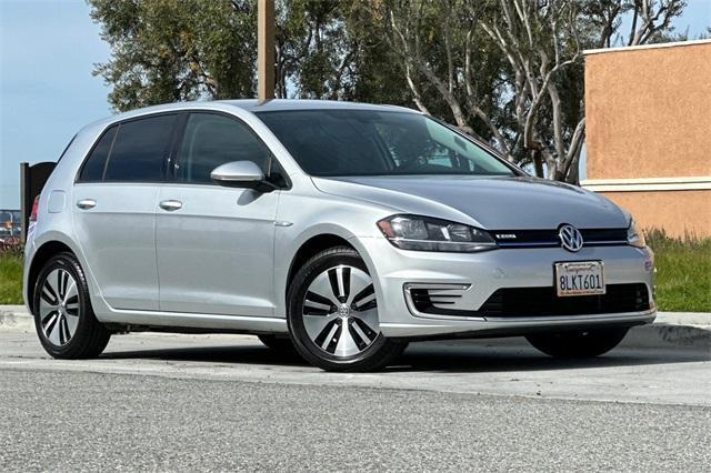 Used 2019 Volkswagen e-Golf e-Golf SE with VIN WVWKR7AU4KW910761 for sale in Redwood City, CA