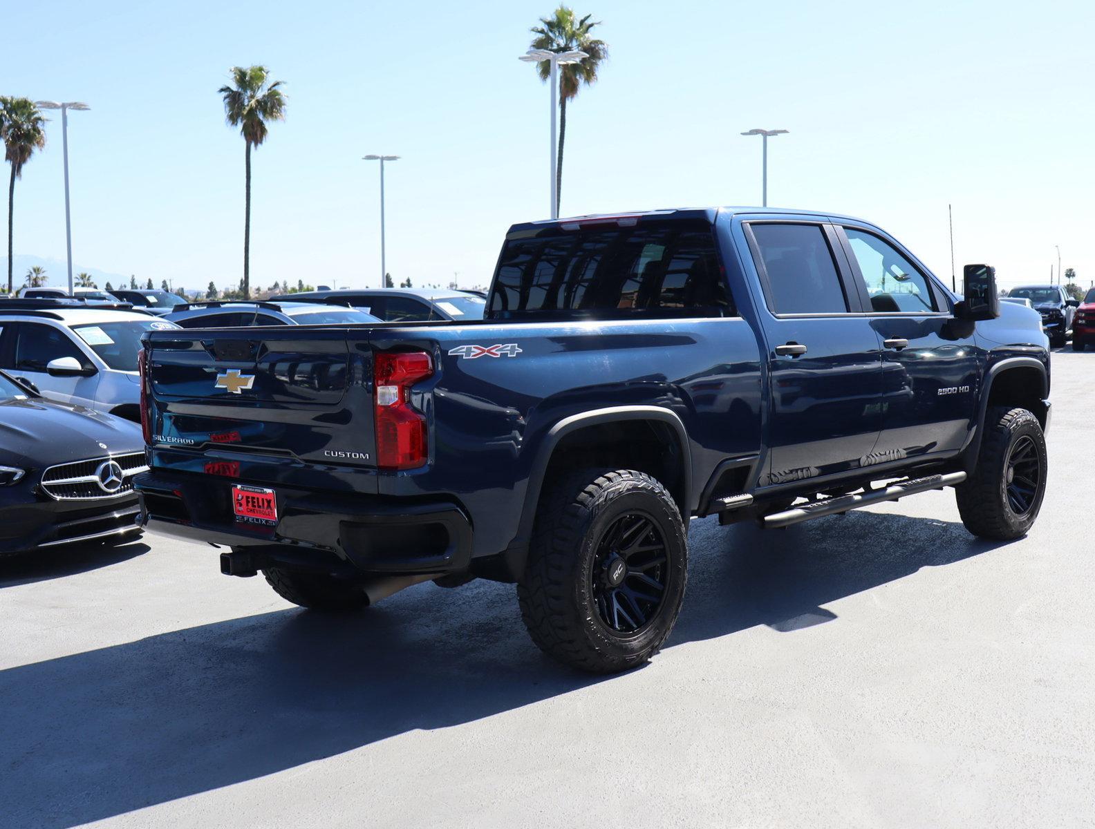 2022 Chevrolet Silverado 2500 HD Vehicle Photo in LOS ANGELES, CA 90007-3794