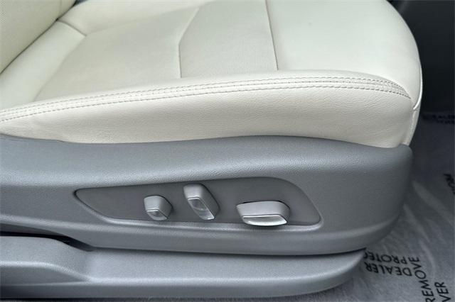 2022 Cadillac XT5 Vehicle Photo in ELK GROVE, CA 95757-8703