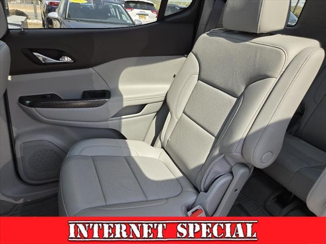 2022 GMC Acadia Vehicle Photo in LITTLE FALLS, NJ 07424-1717