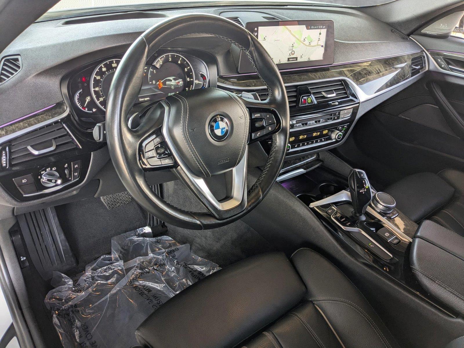 2018 BMW 540i Vehicle Photo in Valencia, CA 91355