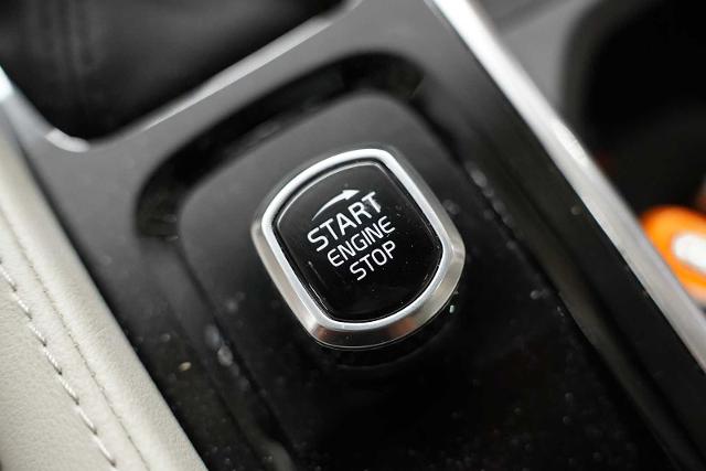 2022 Volvo XC90 Vehicle Photo in GRAPEVINE, TX 76051