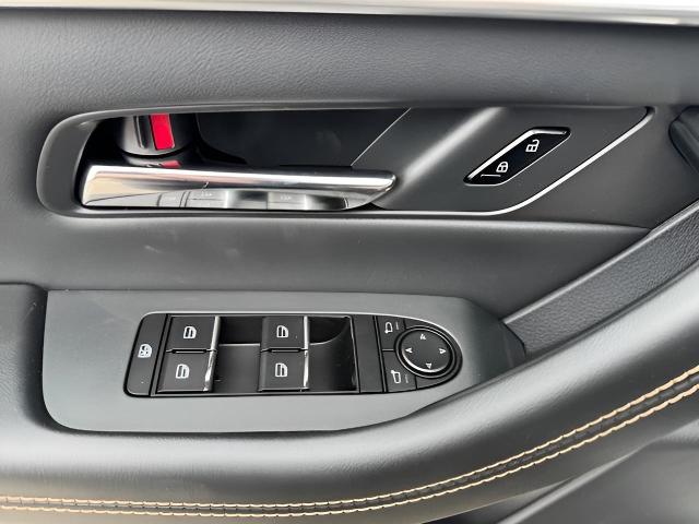 2025 Mazda CX-90 PHEV Vehicle Photo in Green Bay, WI 54304