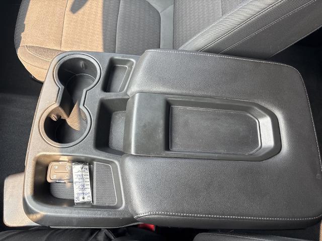2020 Chevrolet Silverado 1500 Vehicle Photo in Peoria, IL 61615
