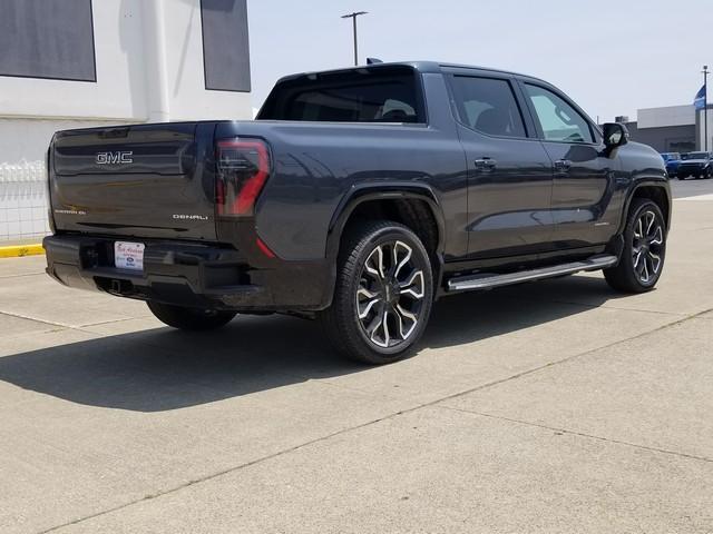2025 GMC Sierra EV Vehicle Photo in ELYRIA, OH 44035-6349