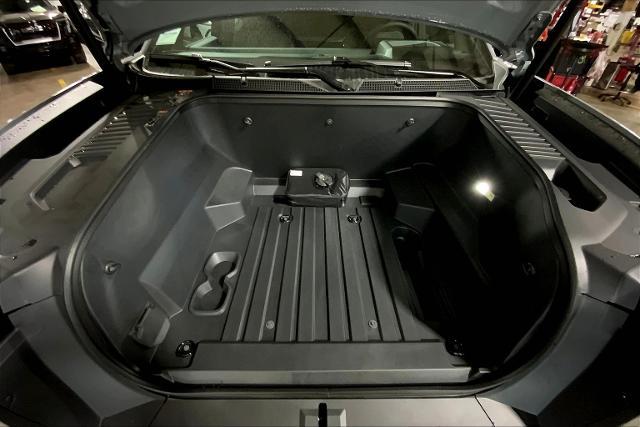 2025 GMC Sierra EV Vehicle Photo in KANSAS CITY, MO 64114-4545