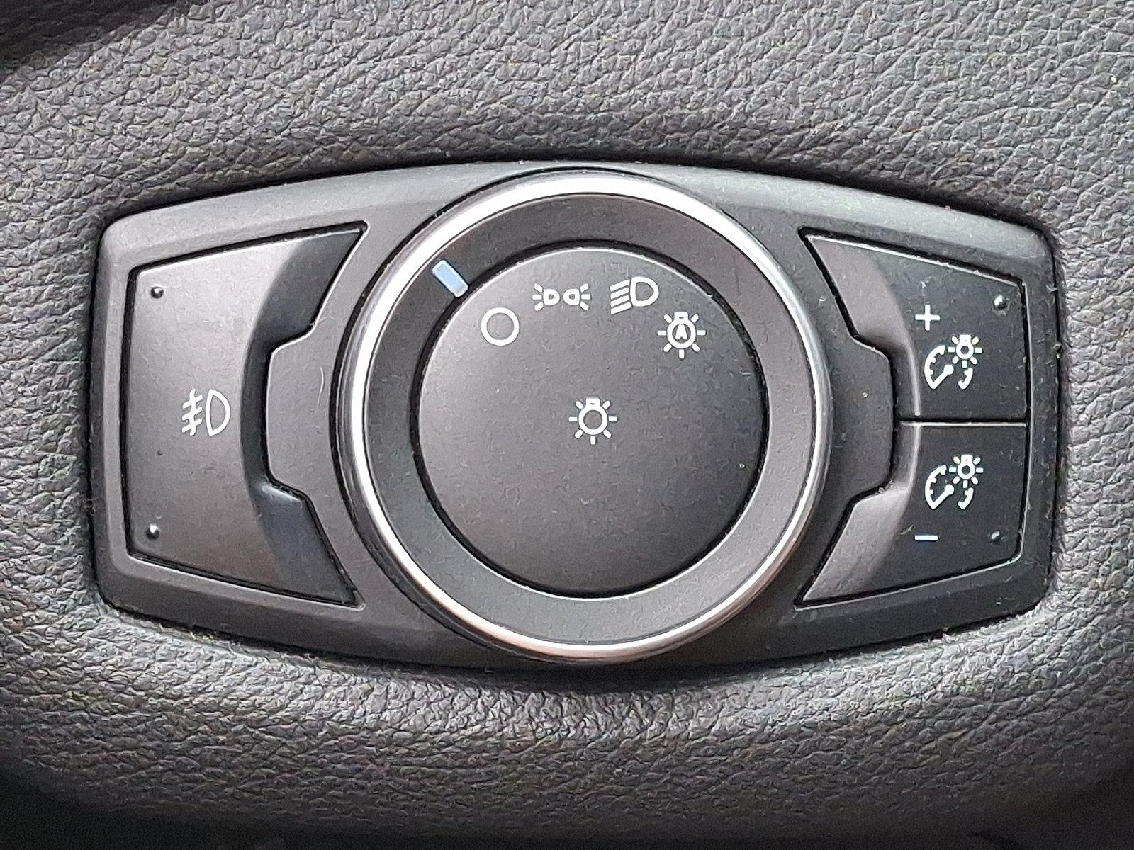 2015 Ford Escape Vehicle Photo in Easton, PA 18045