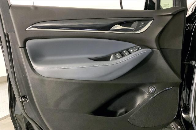 2022 Buick Enclave Vehicle Photo in Lees Summit, MO 64086