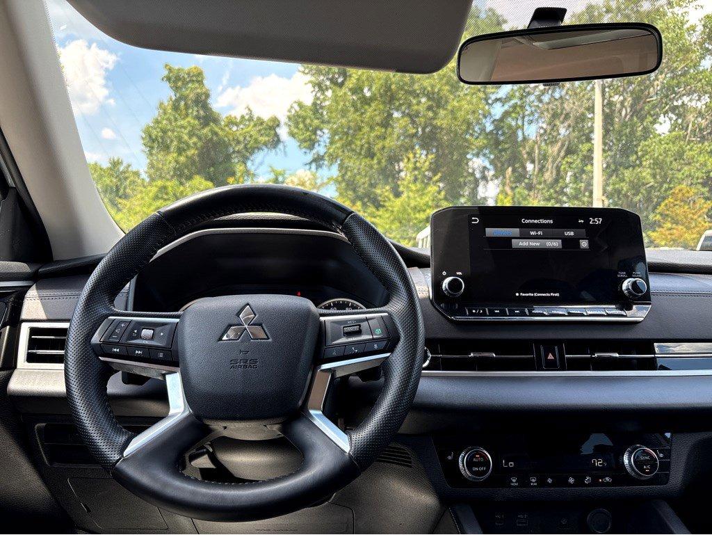 2024 Mitsubishi Outlander Vehicle Photo in SAVANNAH, GA 31406-4513