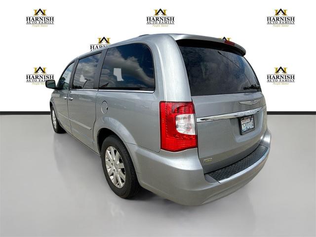 2013 Chrysler Town & Country Vehicle Photo in EVERETT, WA 98203-5662