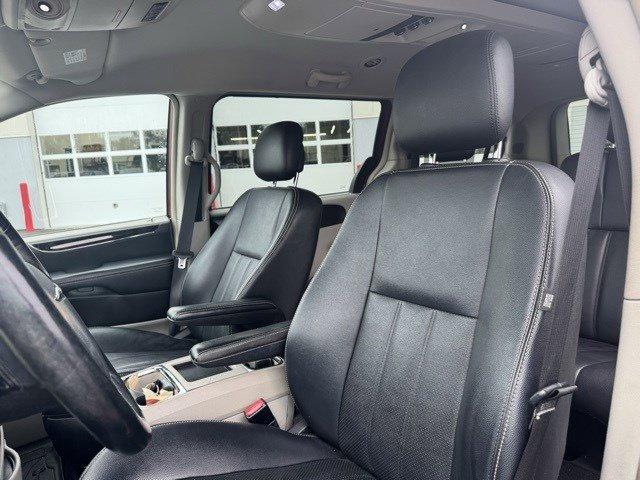 2012 Chrysler Town & Country Vehicle Photo in Mechanicsburg, PA 17050-1707