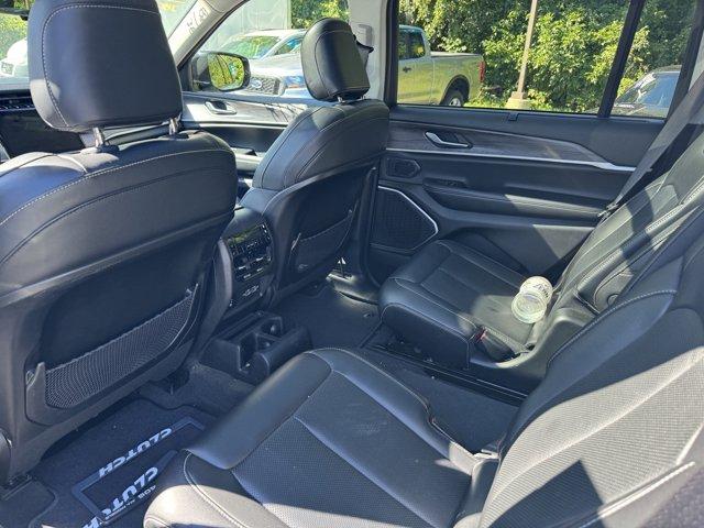 2022 Jeep Grand Cherokee L Vehicle Photo in Doylsetown, PA 18901