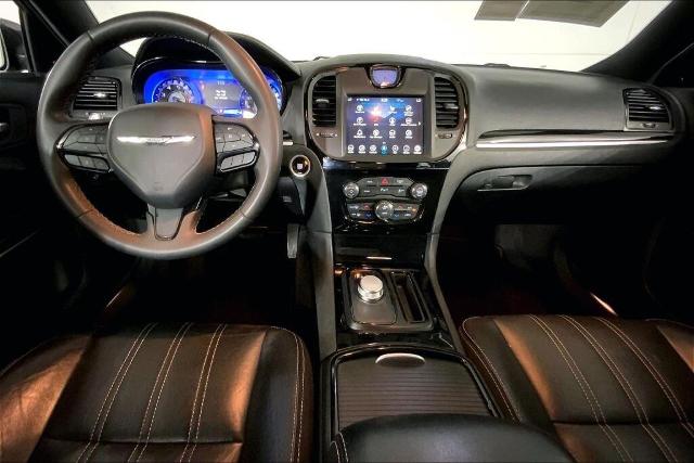 2023 Chrysler 300 Vehicle Photo in Kansas City, MO 64114