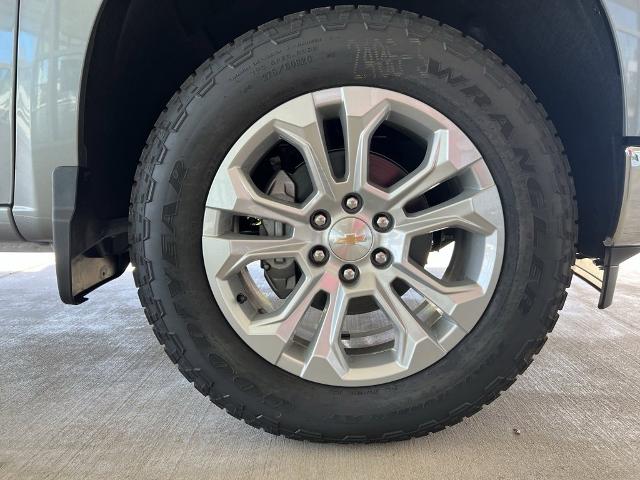 2025 Chevrolet Silverado 1500 Vehicle Photo in MANHATTAN, KS 66502-5036