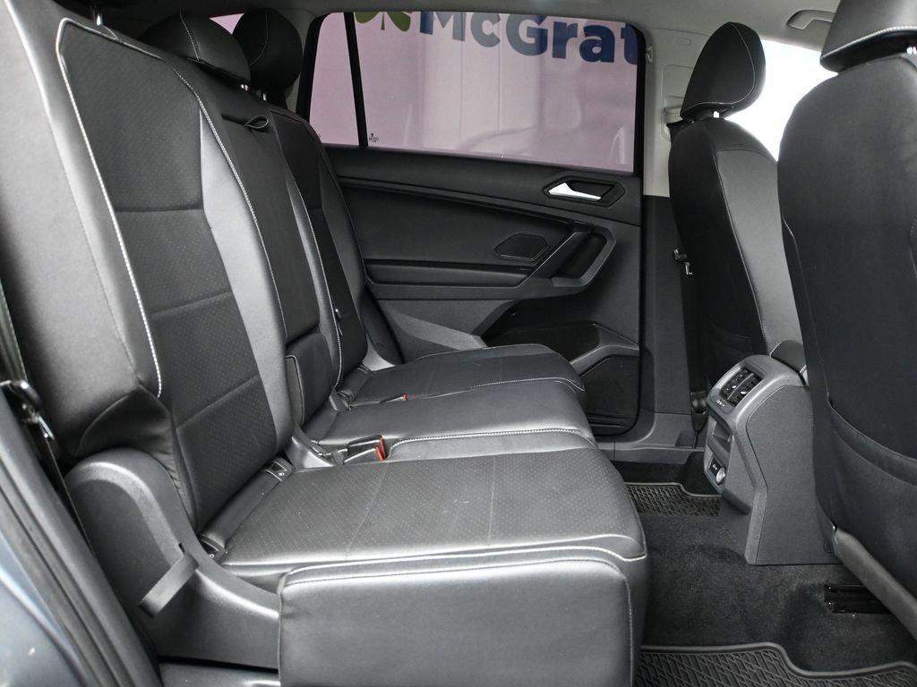 2021 Volkswagen Tiguan Vehicle Photo in Marion, IA 52302